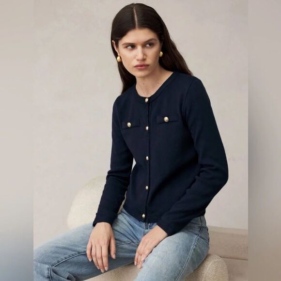 Elegant Navy Sweater with Ribbed Hem and gold buttons New SZ L ✨✨🔥🔥 - Picture 6 of 6